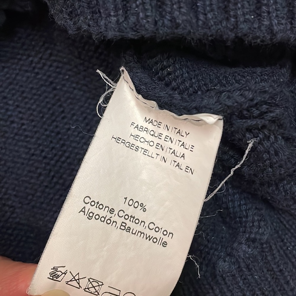 Brandy Melville crop button up sweater - Picture 3 of 6